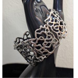 Chunky Modernist Filigree Chain Link Silver Tone Bracelet W/ Hook Clasp